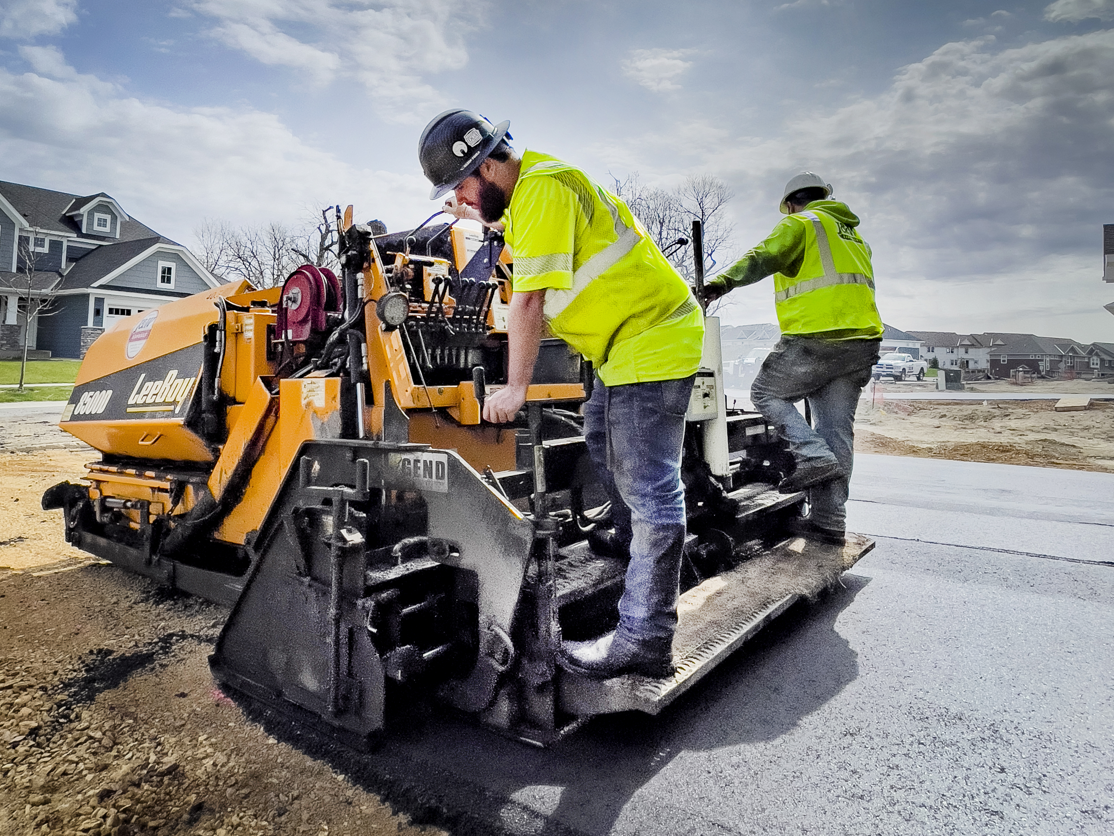 New Asphalt Driveway Installation: What to Expect